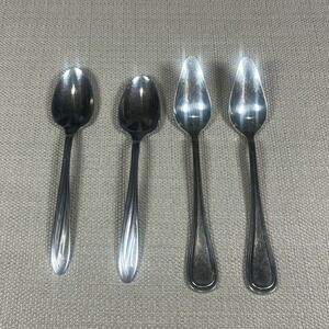 Set of 4 Stainless Steel Serrated Grapefruit Spoons Silver Tone Citrus Utensils